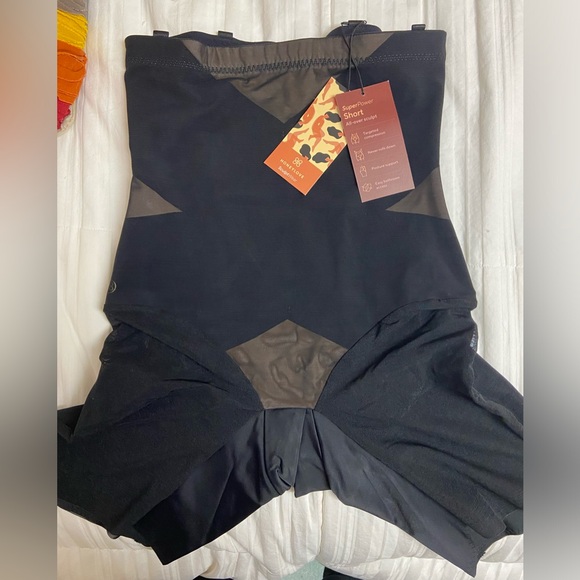 Honeylove Super Power Short size Medium NWT - Picture 4 of 8